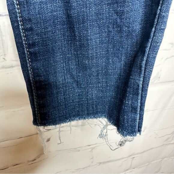 Levi’s size 29 311 Shaping Skinny Jeans - Picture 6 of 9